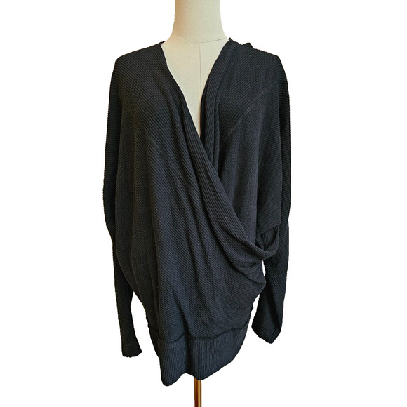 NWT Free People BLACK Anyway Plunge Neck Long‎ Sleeve Knitted Top Sweater Medium - Picture 1 of 5